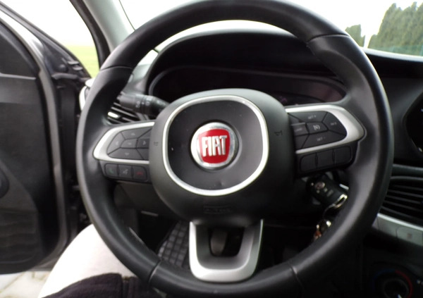 Fiat Tipo cena 45000 przebieg: 180000, rok produkcji 2019 z Gryfów Śląski małe 232